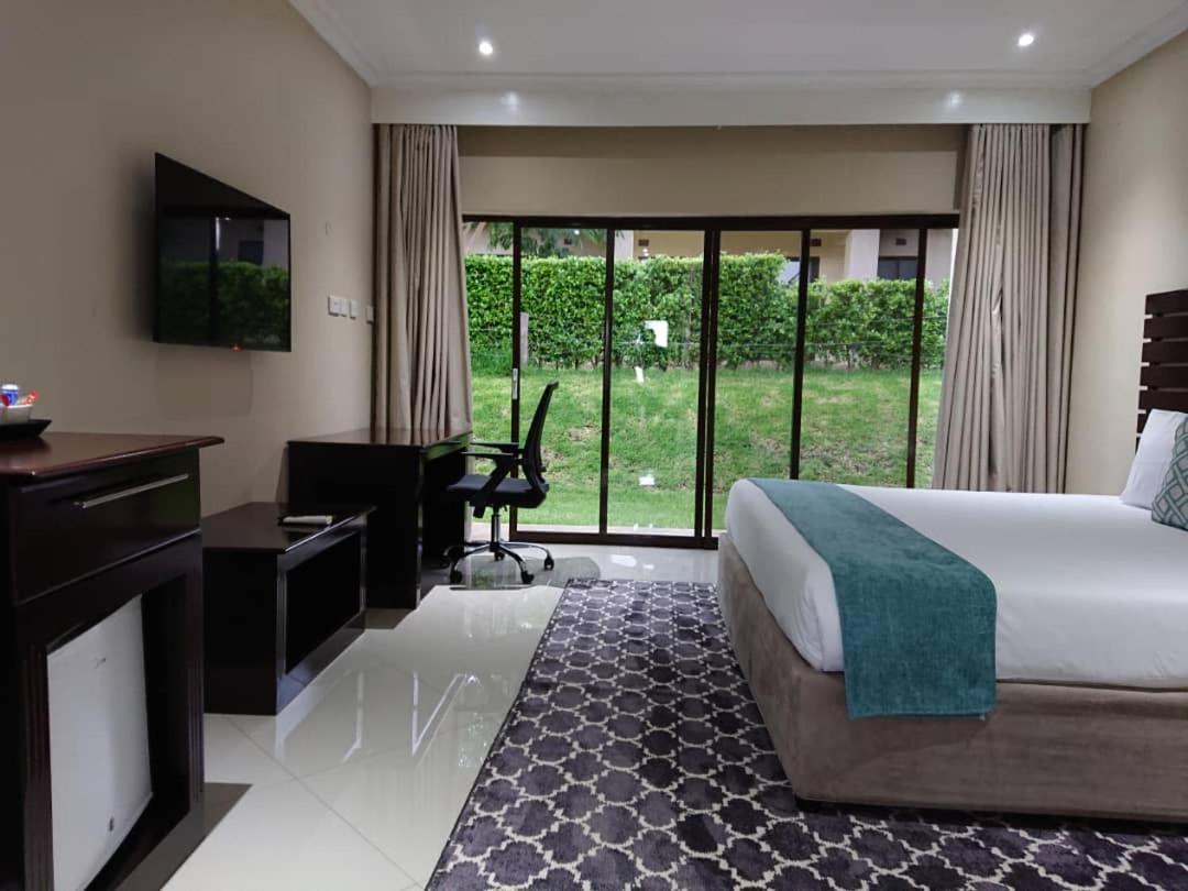 Douglas Lodge & Apartments Lilongwe Exterior foto